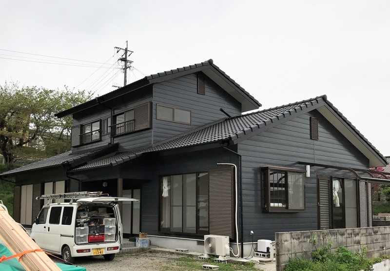 福岡県宮若市：中古住宅、キッチン、リビング、浴室リフォーム、外壁の塗替えで快適な暮らしを